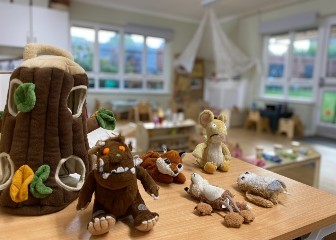 gruffalo-toys-in-the-nest